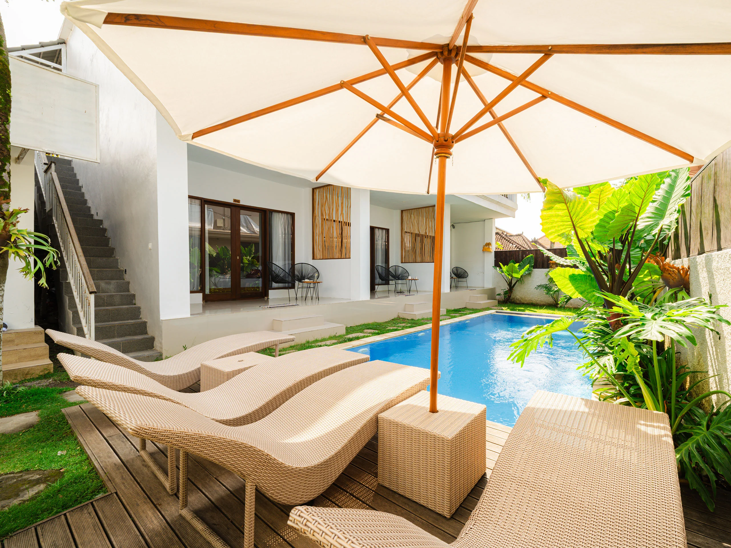 deluxe-pool-08042026-1