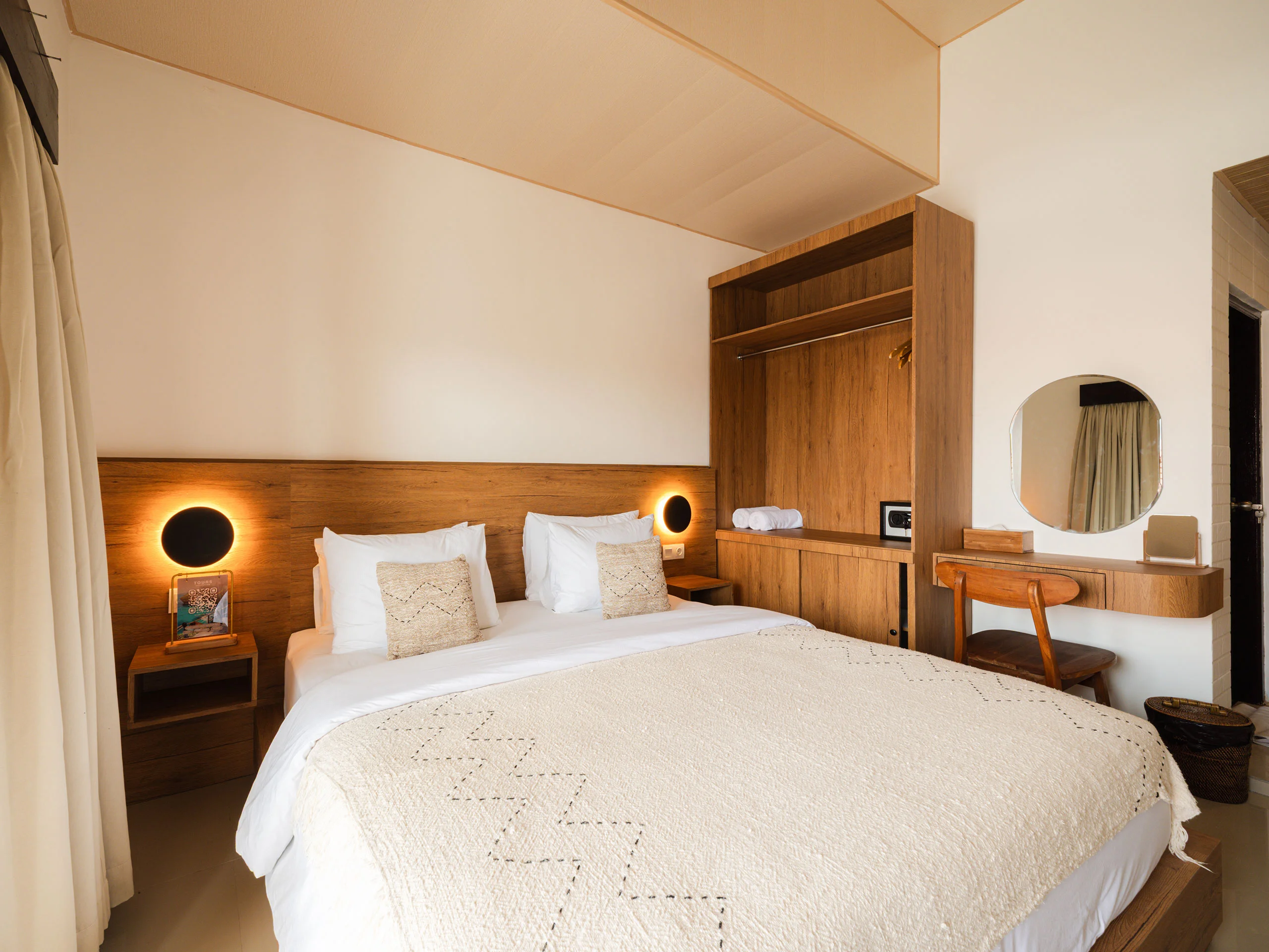 superior-bedroom-08042026-2